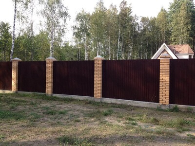 Установка забора из металлопрофиля в Барановичах